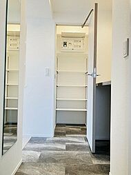 プライムアーバン四谷外苑東 2階1DKのリビング/ダイニング