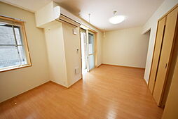 京王相模原線 南大沢駅 徒歩8分の賃貸アパート 1階1Kのリビング/ダイニング