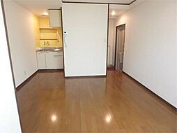 DGマンション 102 1階1DKのリビング/ダイニング