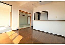 センチュリー越谷 4階3LDKのリビング/ダイニング