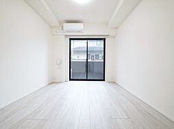 アーバンパーク登戸 110 1階1Kのリビング/ダイニング