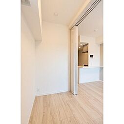 コンフォリア・リヴ新中野サウス 8階1DKのリビング/ダイニング