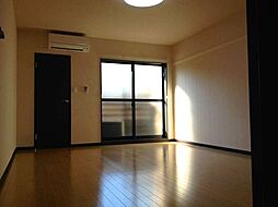 レオネクストブランドール 1階1Kのリビング/ダイニング