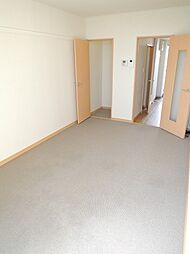 レオパレス新鎌ヶ谷KIYOTA 2階1Kのリビング/ダイニング