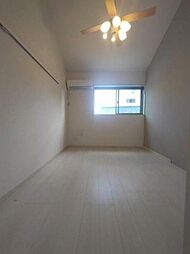 イデアル湘南 2階1Kのリビング/ダイニング