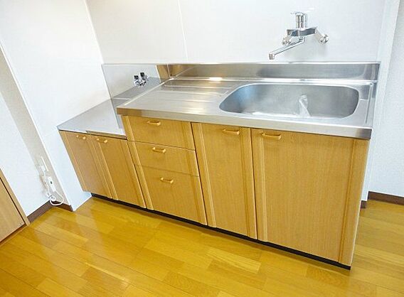 プルメリア_内装_1