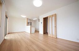 多摩都市モノレール 松が谷駅 徒歩18分の賃貸一戸建て 4LDKのリビング/ダイニング