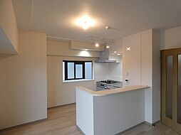 ラフィーネ八千代 8階3LDKのリビング/ダイニング