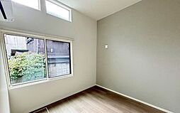 ハイエース 1階1Kのリビング/ダイニング