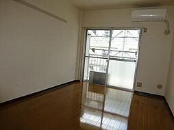 シャトルアンジェ 2階1Kのリビング/ダイニング