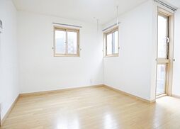 YTハウス 1階1Kのリビング/ダイニング