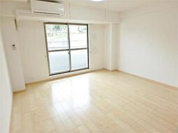 リリー・ヒルズ 502 5階1LDKのリビング/ダイニング