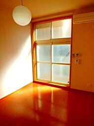 レオパレスコニファーII 2階1Kのリビング/ダイニング