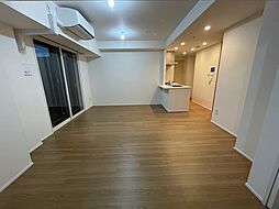 ＢｒｉｌｌｉａＴｏｗｅｒ聖蹟桜ヶ丘 705 7階3LDKのリビング/ダイニング