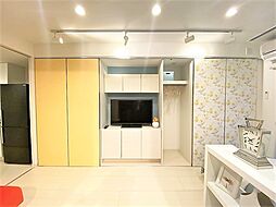 Ｌ｀Ａｐｐａｒｔｅｍｅｎｔ221 103 1階1Kのリビング/ダイニング