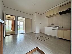 サンヴィレッジＡ 102 1階2DKのリビング/ダイニング