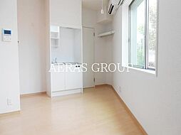 ヴィラ一之江 1階ワンルームのリビング/ダイニング