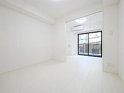 PREMIUM CUBE 東高円寺 2階2Kのリビング/ダイニング