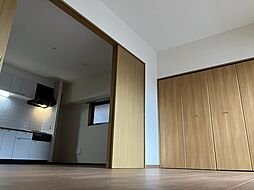 ローズガーデン 304 3階1LDKのリビング/ダイニング