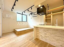 ロータス中野新橋 102 地下1階2LDKのリビング/ダイニング