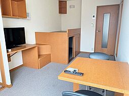 レオパレスマーテルコサージ12 2階1Kのリビング/ダイニング