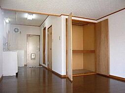 ロックウェル実籾 2階ワンルームのリビング/ダイニング