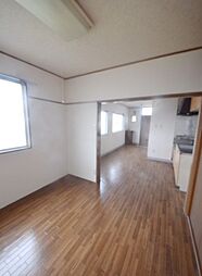 グリーンマンション 1階1LDKのリビング/ダイニング