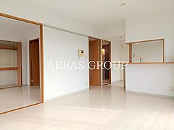 ROI市川妙典 2階1LDKのリビング/ダイニング