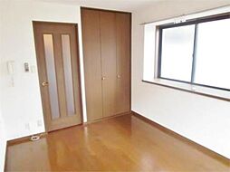 グランドール井上 205 2階1Kのリビング/ダイニング