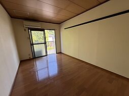 ジョイフルハイム 105 1階1Kのリビング/ダイニング