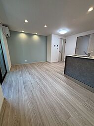 Regaro前原Shiki 1階1LDKのリビング/ダイニング