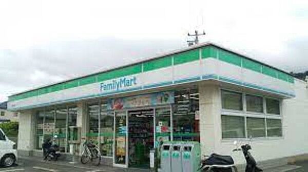 画像28:ファミリーマート和歌山内原店 949m