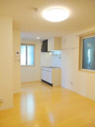 メゾン ド ボヌール 1階ワンルームのリビング/ダイニング