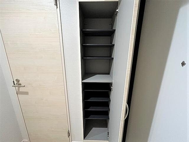 収納