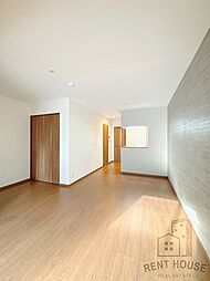 南海線 石津川駅 徒歩3分の賃貸アパート 3階1LDKのリビング/ダイニング