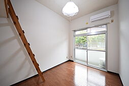 多摩都市モノレール 多摩動物公園駅 徒歩9分の賃貸マンション 2階1Kのリビング/ダイニング