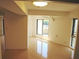 ザ・パームス代々木上原ヴェールテラス 6階1LDKのリビング/ダイニング