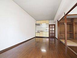 サンコートＤＯＩ 103 1階3LDKのリビング/ダイニング