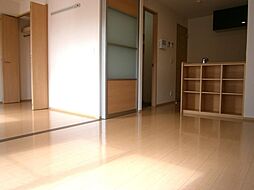 メゾン・ジャンティーユ 1階2LDKのリビング/ダイニング