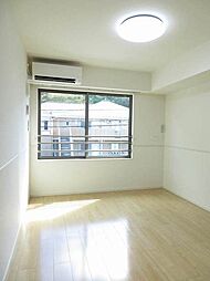 ＷＩＮ12 203 2階1LDKのリビング/ダイニング