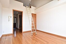 カメリエ B206 2階1Kのリビング/ダイニング