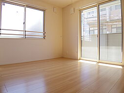 フルール 2階2LDKのリビング/ダイニング