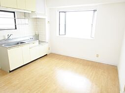 ルミエール上杉 403 4階2LDKのリビング/ダイニング