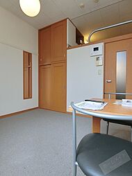 レオパレス匠 308 3階1Kのリビング/ダイニング