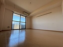 ラ・プランタン 111 1階1Kのリビング/ダイニング