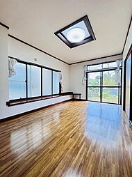 根小屋貸家 1 4LDKのリビング/ダイニング