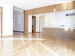 凛樹 302 3階3LDKのリビング/ダイニング