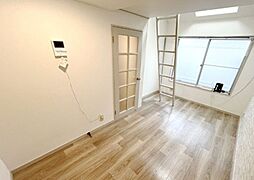 ラ・フィーユマルナン B棟 2階1Kのリビング/ダイニング