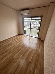 エステートロイヤル 312 3階ワンルームのリビング/ダイニング