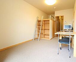 レオパレスハヅキ栄町 4階1Kのリビング/ダイニング